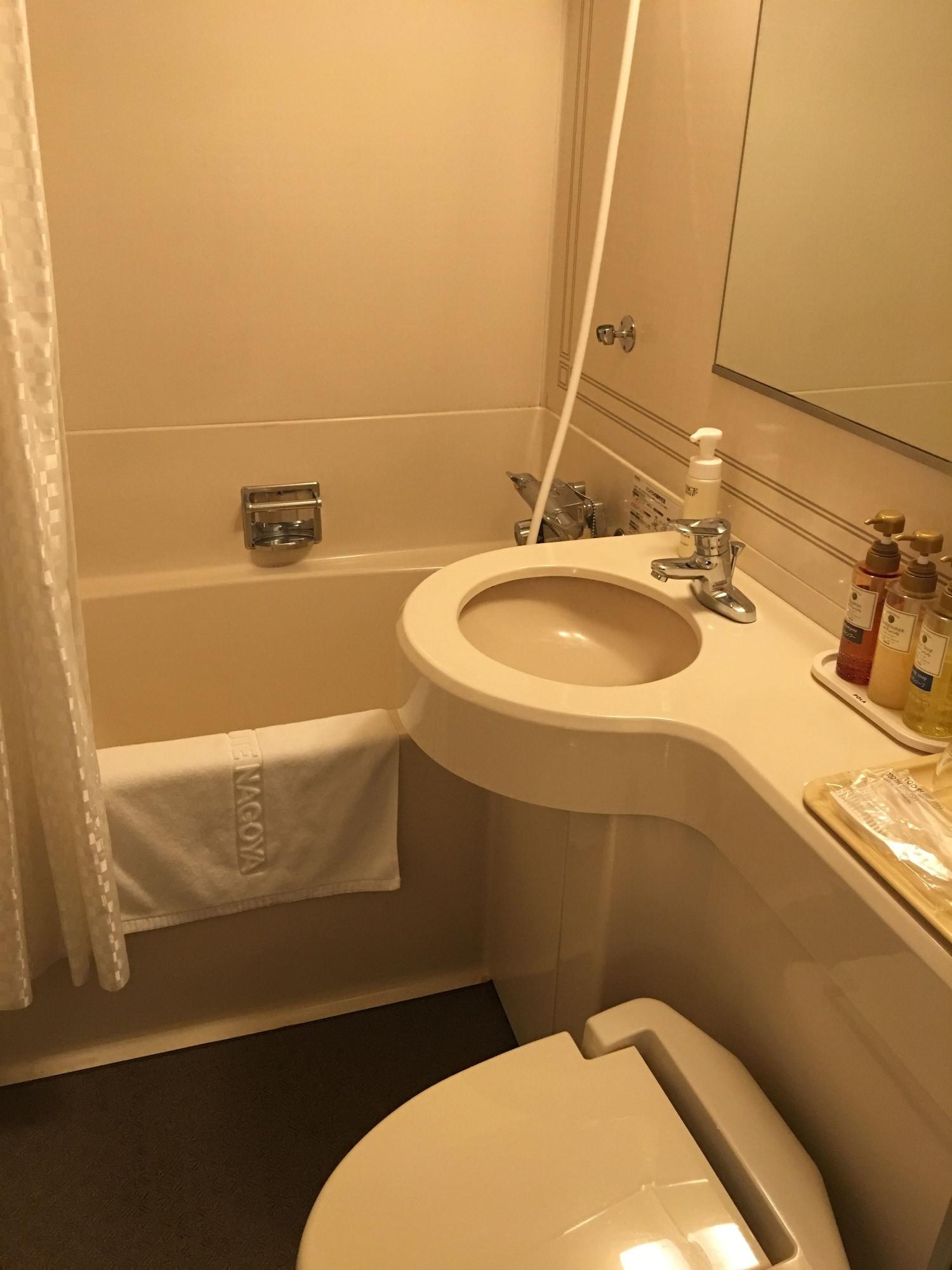 Cypress Nagoya-eki Mae Nagoya